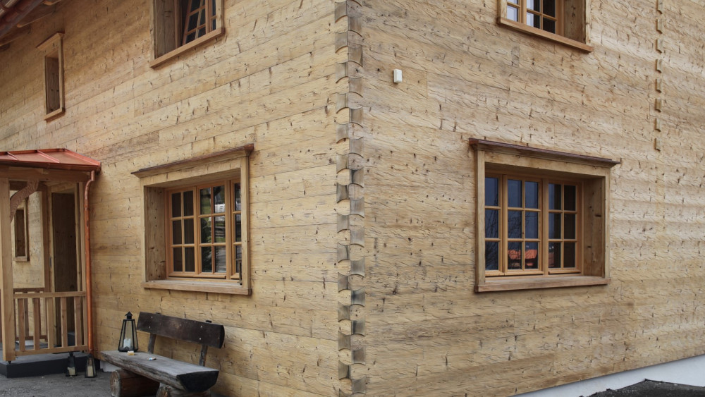 Holz-Fassade