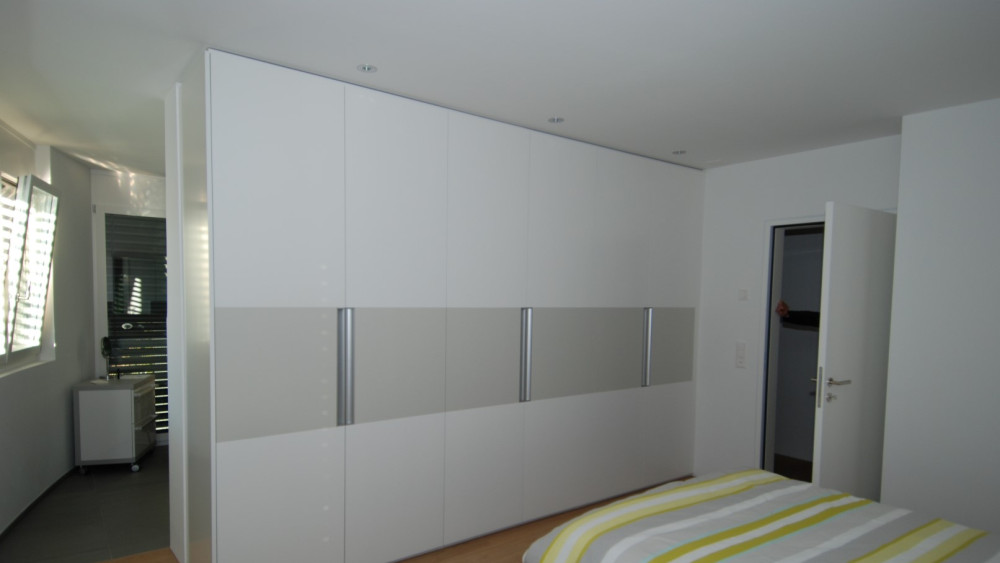 Kleiderschrank als Raumtrenner